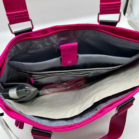 IHKWIP Cargo Catchall Tote with Two Crossbody Straps Ruby Berry - Picture 11 of 12